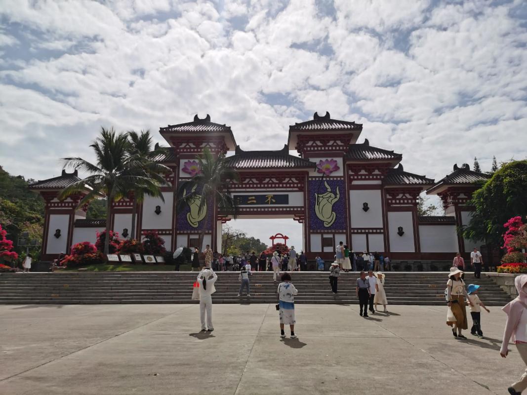 南山文化旅游区周边有什么景点(南山文化旅游区周边有什么景点好玩)