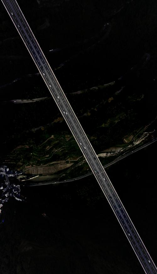 矮寨大桥简介_矮寨大桥简介世界之最