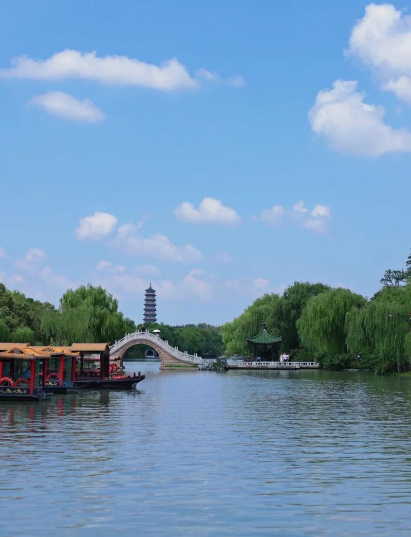 苏州杭州扬州三地游(苏州杭州扬州三地游攻略)