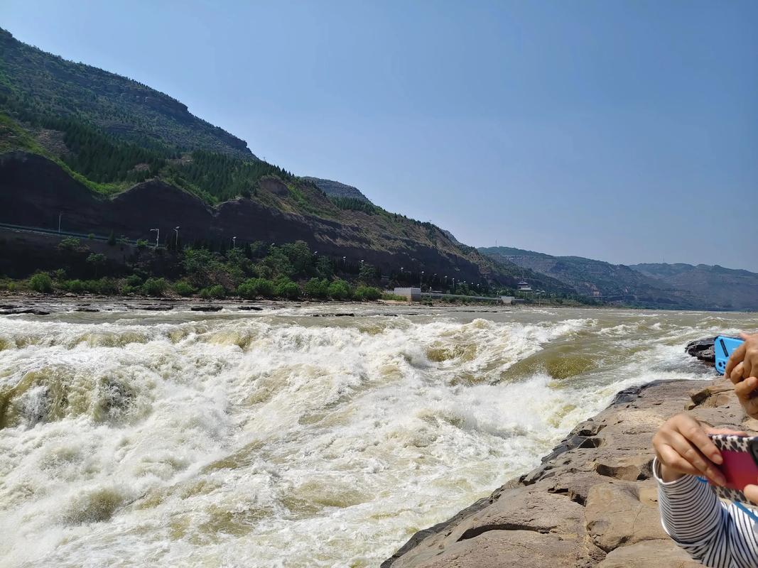 大同到壶口瀑布一日游(大同到壶口瀑布一日游攻略)