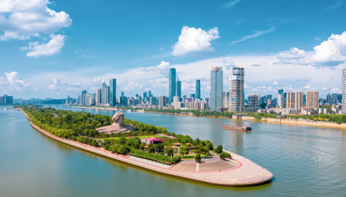 图片来源:视觉中国