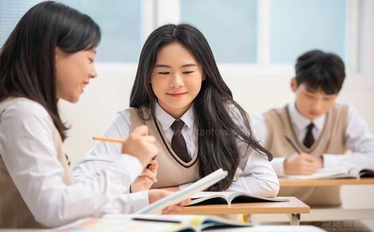 学生积极学习状态