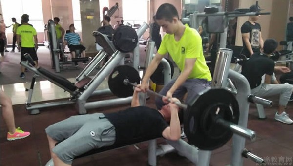 无锡华体梦健身教练培训学院