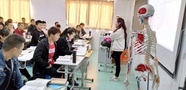 无锡华体梦健身教练培训学院