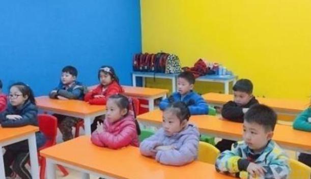 无锡牛顿1+7教育课堂表现